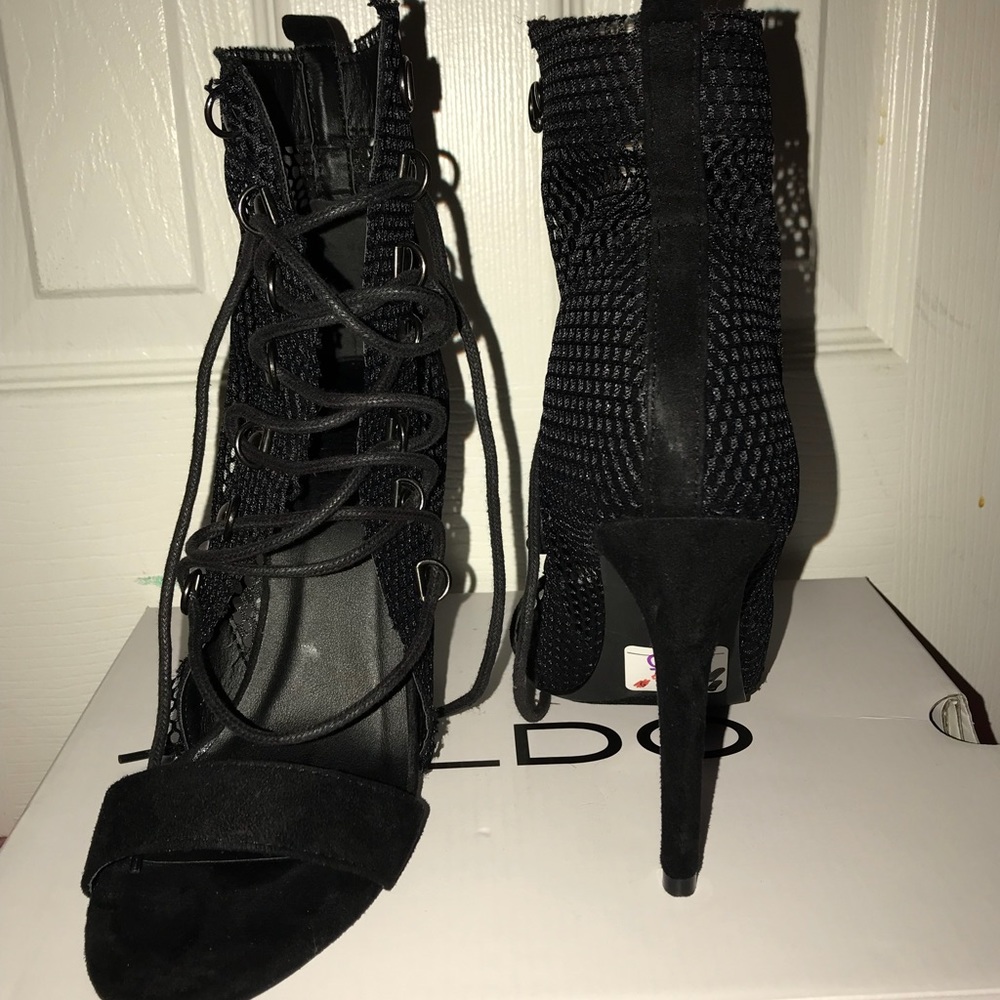 High heels - Picture 4 of 4